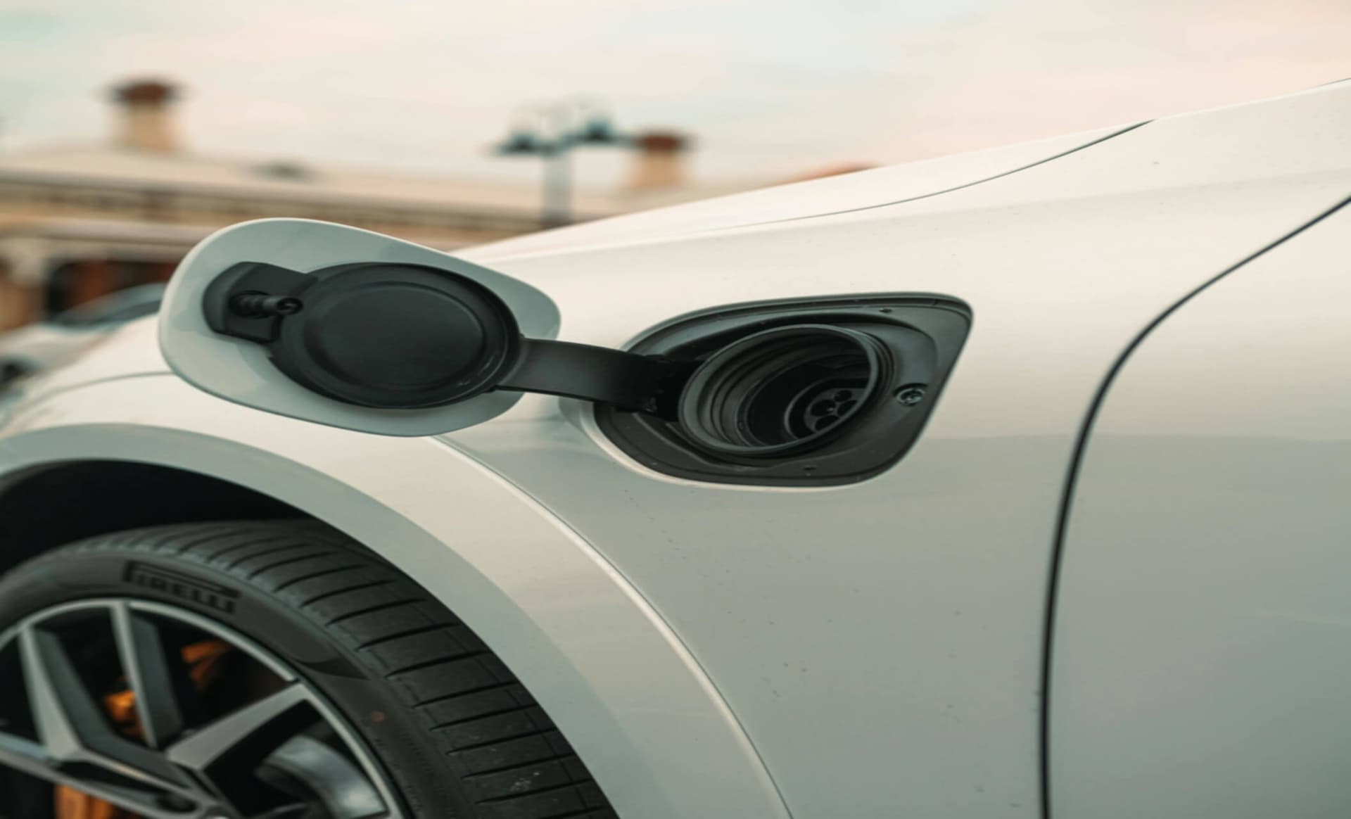 Obrázok pre Prečo sa moje elektrické auto nenabíja? Najčastejšie problémy s nabíjaním a ich riešenia